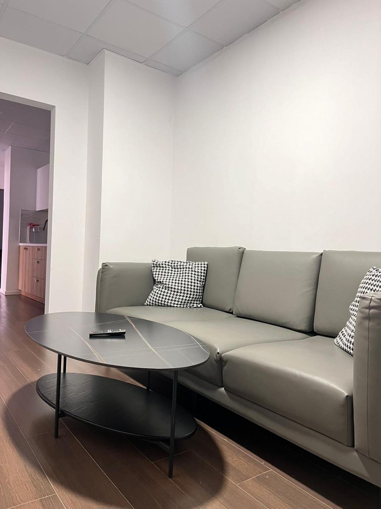 Anhome K11 Serviced Apartments Афины Экстерьер фото