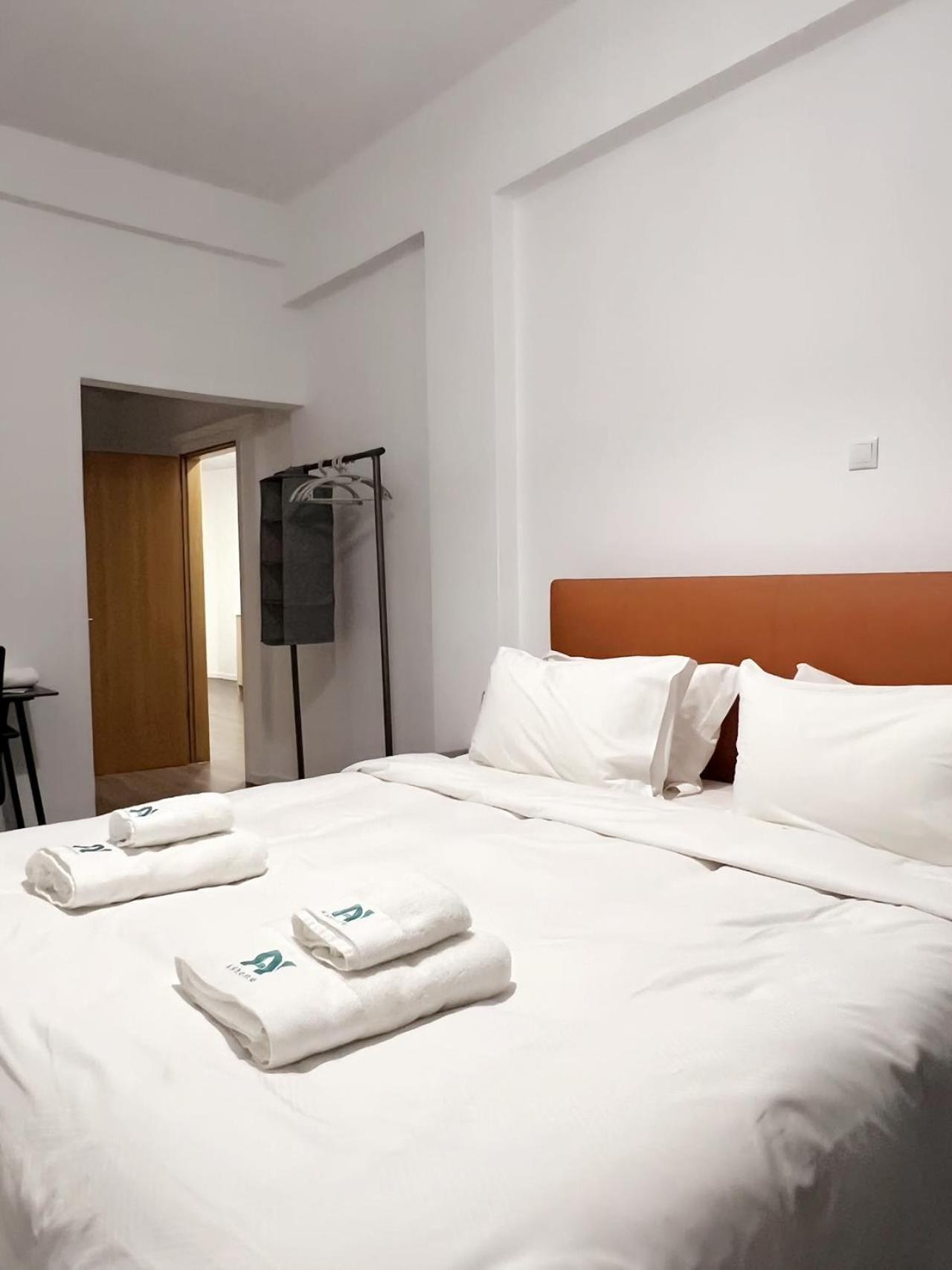 Anhome K11 Serviced Apartments Афины Экстерьер фото